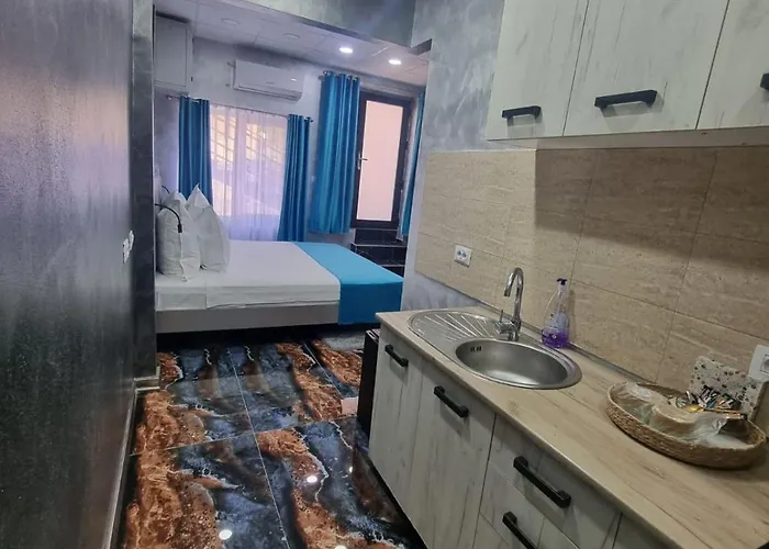 Готель Poet Palace 4*