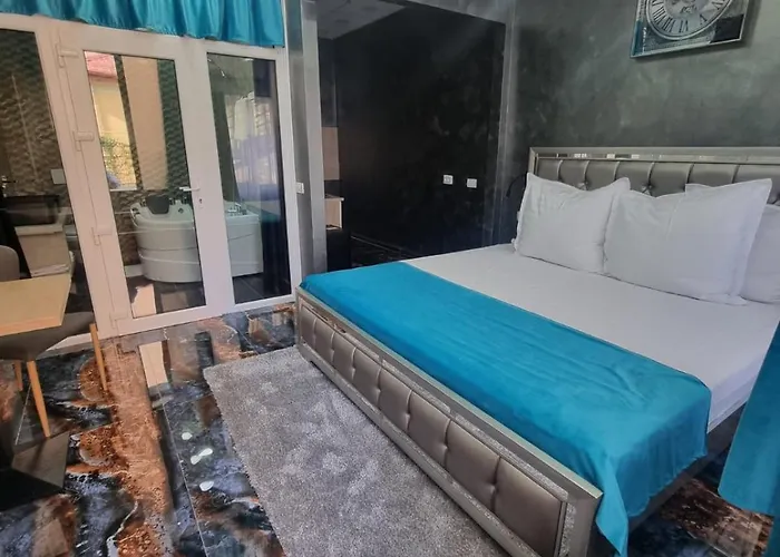 Poet Palace Готель 4*