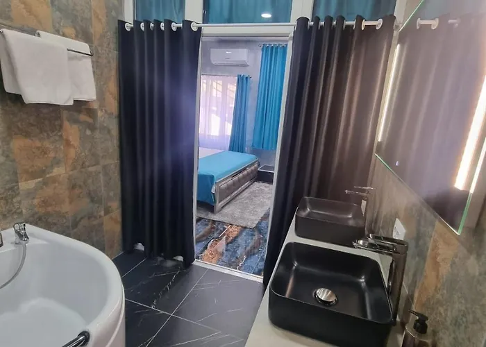 Poet Palace 4* Бухарест