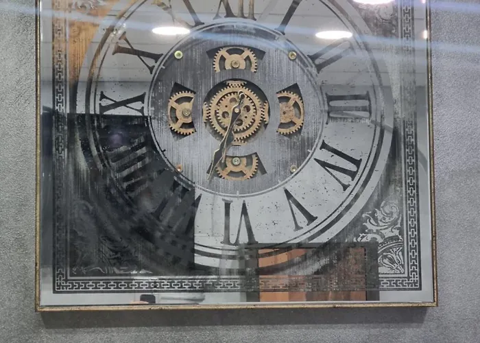 Готель Poet Palace