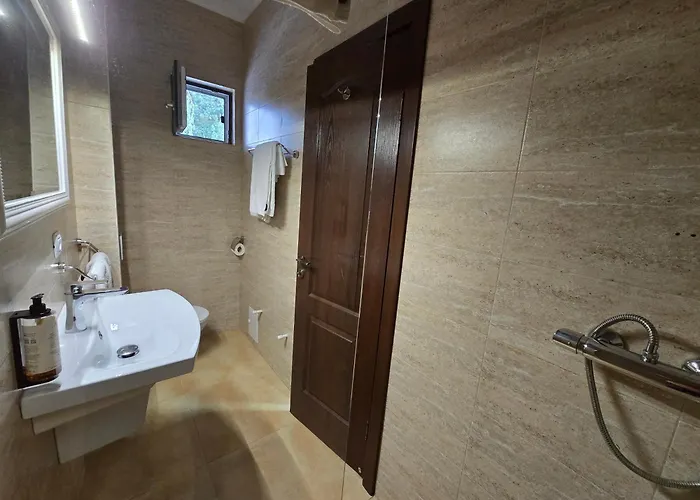 Poet Palace 4* Бухарест