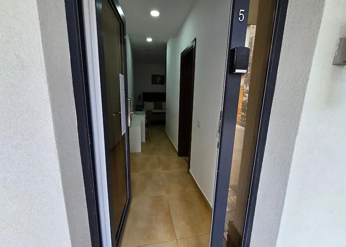 Готель Poet Palace