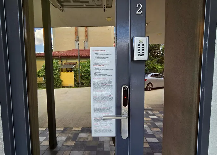 Poet Palace Готель 4*