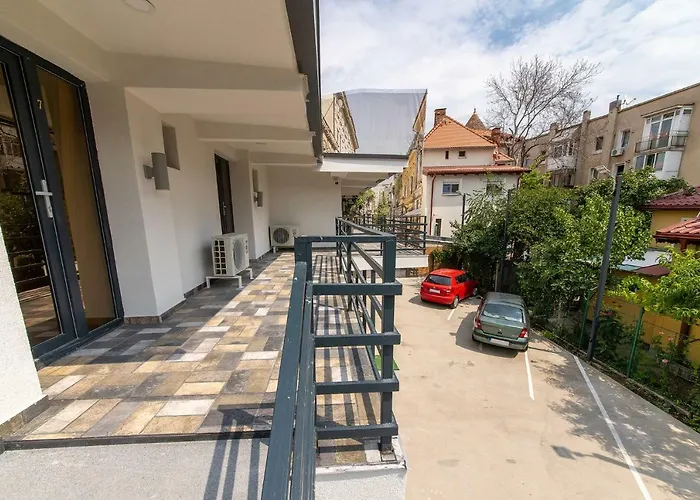 Готель Poet Palace