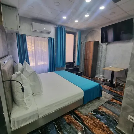 Poet Palace Готель 4*