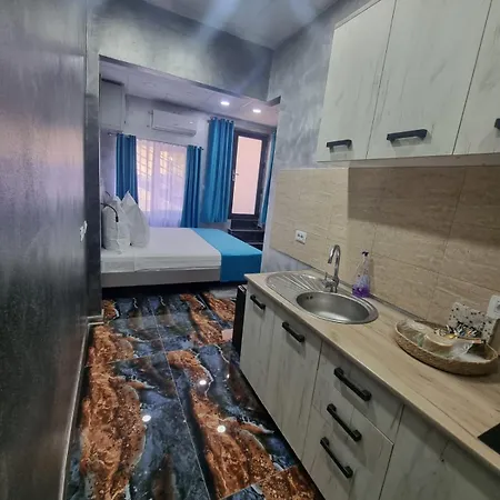 Готель Poet Palace 4*