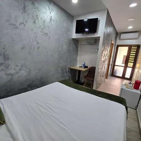 Poet Palace 4*