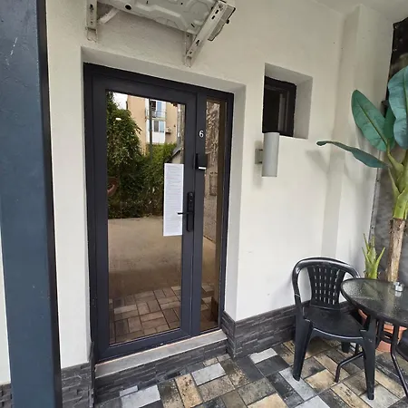 酒店 Poet Palace 4*