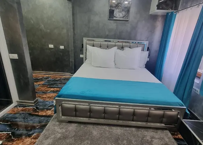 Poet Palace Bucureşti