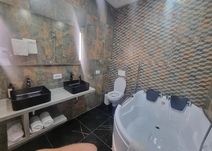 Poet Palace 4*