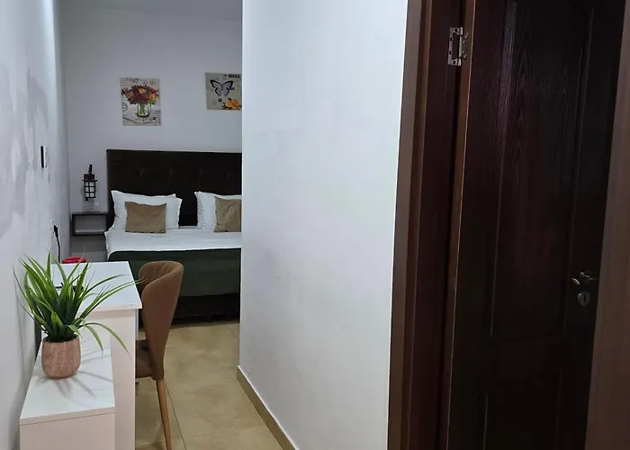 Poet Palace 4*