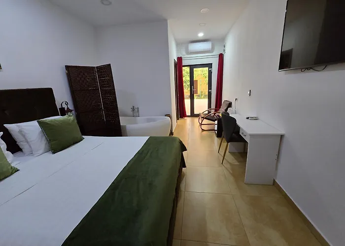호텔 Poet Palace 4*