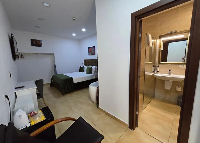 호텔 Poet Palace 4*